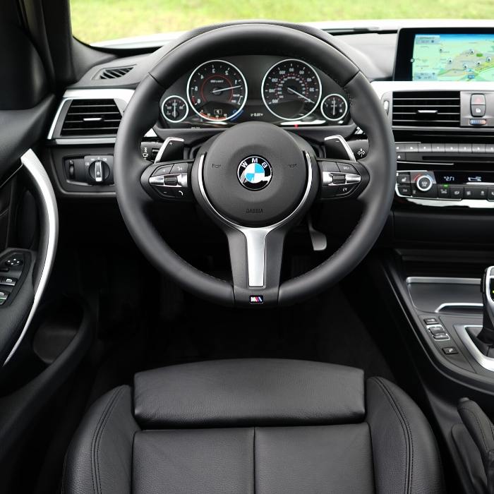 voiture haut de gamme